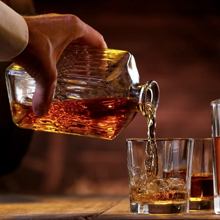 Ballantine Whiskey Milton - Image 2