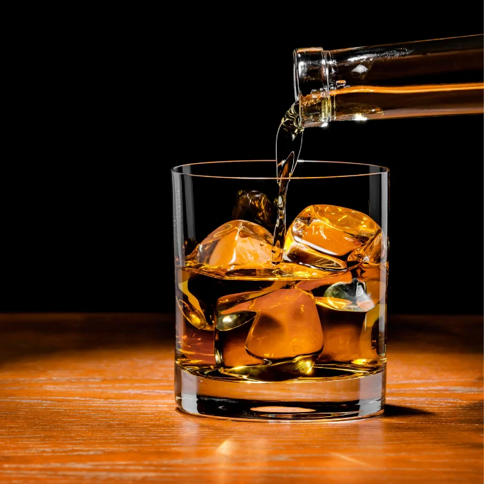 Ballantine Whiskey Milton - Image 3